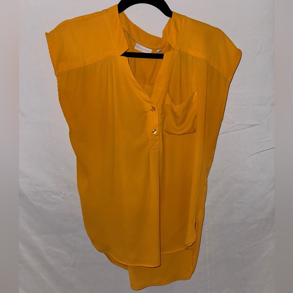 Cap sleeve NY&C shirt